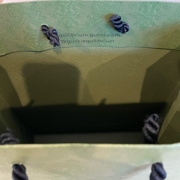Authentic GUCCI Limited Edition Green Brocade gift Shopping Bag 13.5" X 10"x5.5” - Picture 11 of 16
